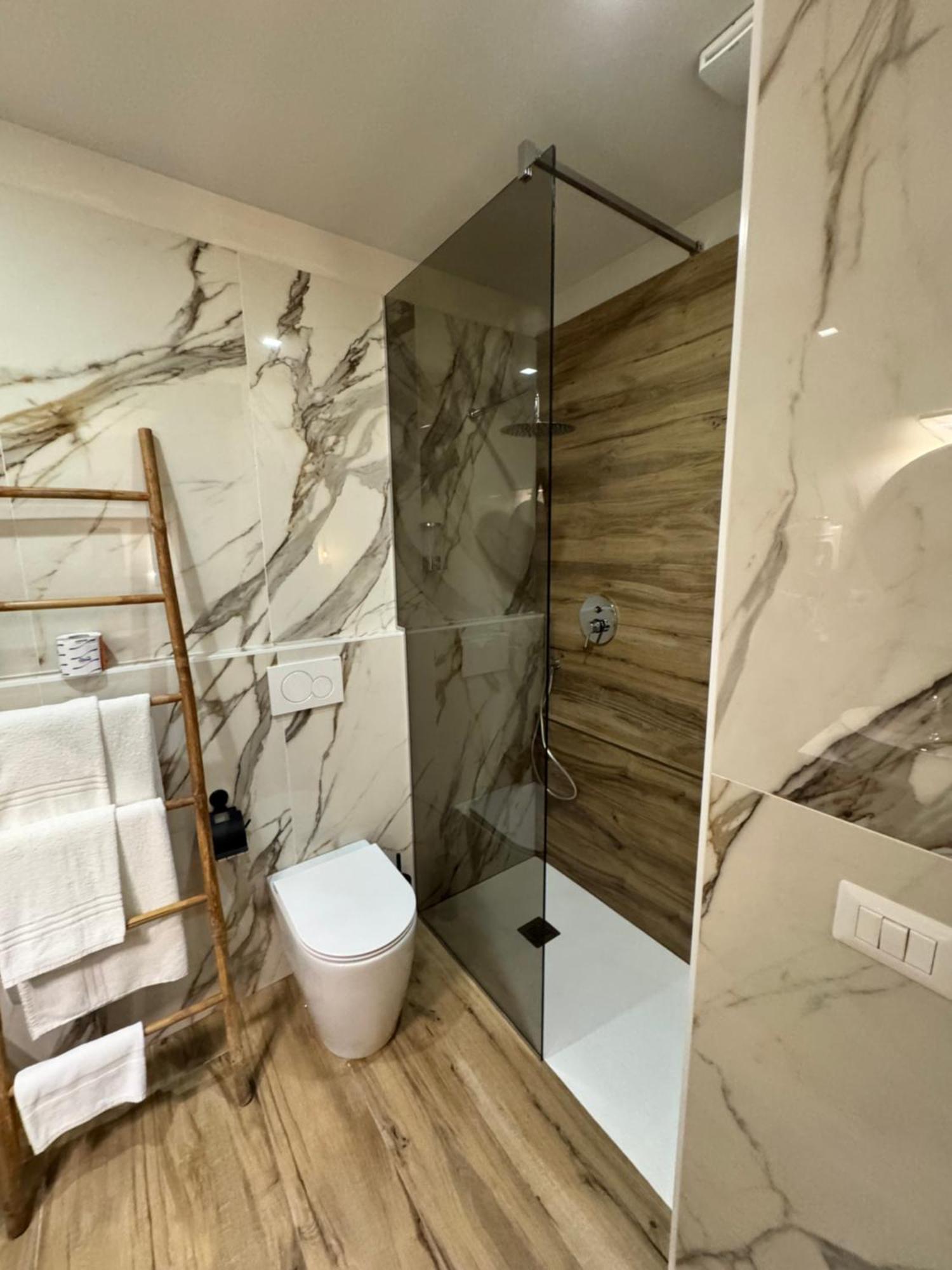 Namuri Rooms 지아르디니낙소스 외부 사진